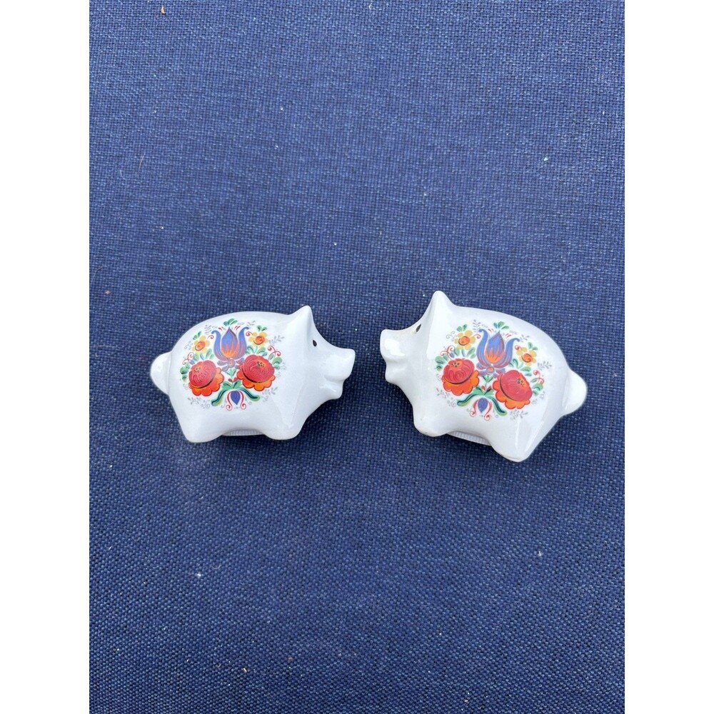 Vintage Reutter Germany Salt & Pepper Pig Shakers Labeled Figurines Figure Set